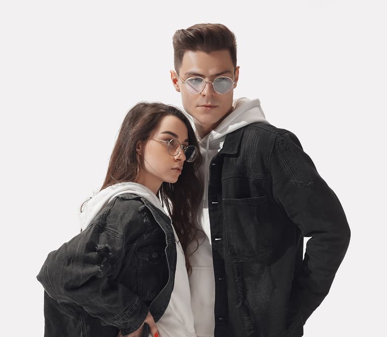 FIND CLOTHES THAT MATCHES YOUR STYLE